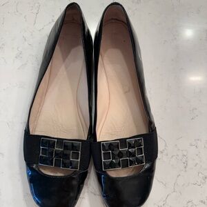Taryn Rose black flats. Worn under 10 times. Great condition. Very comfortable.